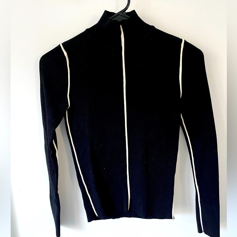 Zara Knit Black w/ White details - size S